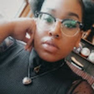 Meet your Posher, Lanay